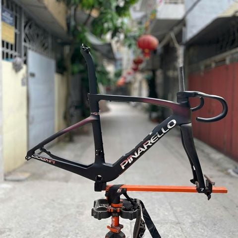 Khung road carbon Pina F 2026 phanh đĩa