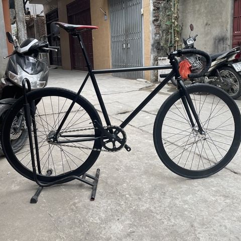 Xe đạp Fixed Gear cơ bản màu Đen tay cong