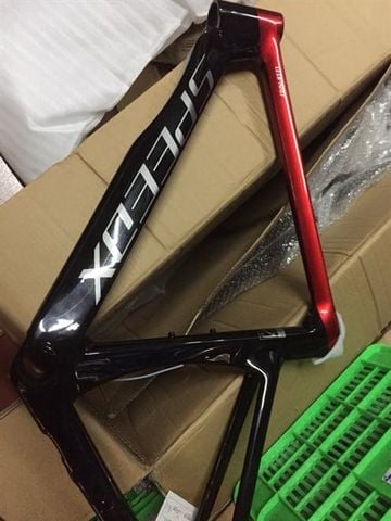 Khung carbon Speedx pro phanh 2 ốc