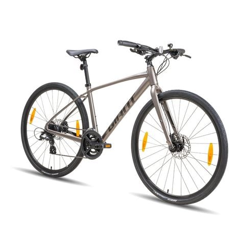 Xe Touring Giant Escape 2D 2023 Quốc tế