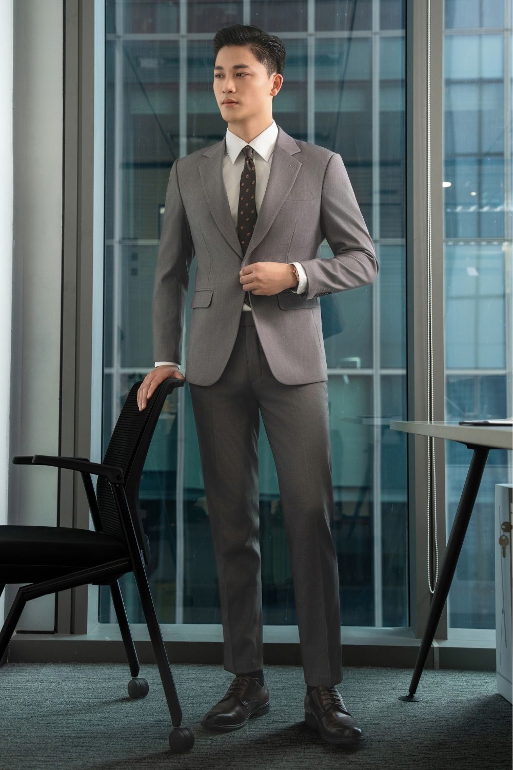  [SALE SẬP SÀN] Mua Áo Vest Ghi Sáng Biluxury 6AVBB005GHS + Quần Âu vest 6QAVB005GHS 