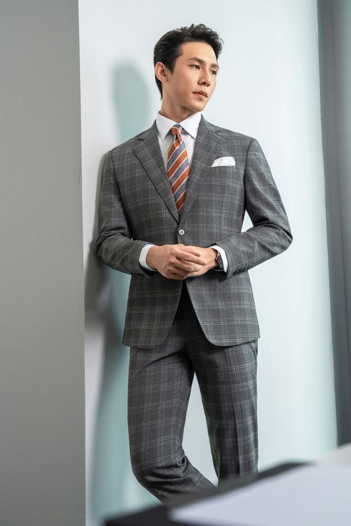  Mua Áo Vest Ghi Sáng Biluxury 7AVBC306GHS Tặng Quần Vest 7QAVC306GHS 