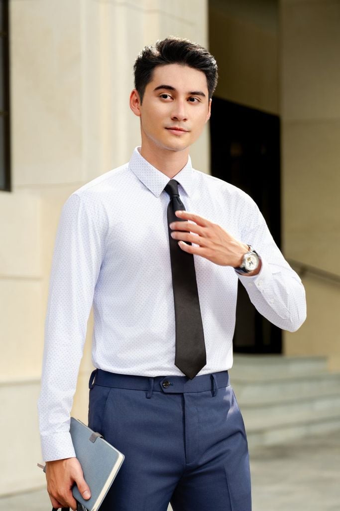  Áo Sơ Mi Xanh Dài Tay Knit Nhật Thân Thiện Với Da 8SMDH422XNH 