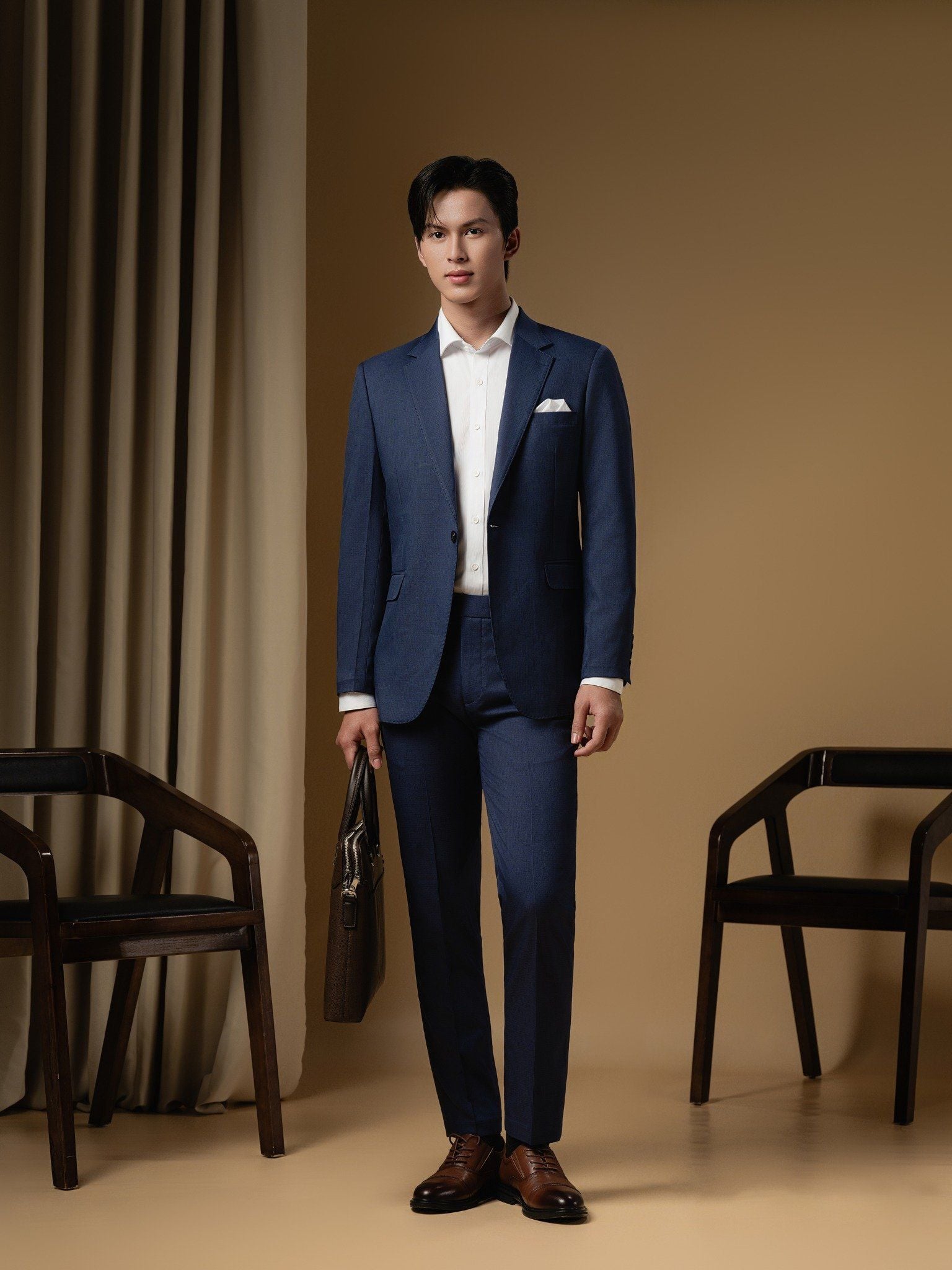  Áo Vest Tím Than Biluxury 7AVBB308TTS Và Quần Vest 7QAVB308TTS 