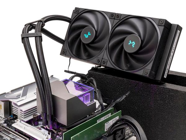 Tản Nhiệt Nước Deepcool LT520 black 2 fan 12cm CHÍNH HÃNG