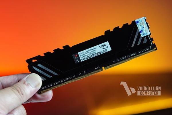 Ram Xstar Poseidon 16G/3200 PC có tản nhiệt thép