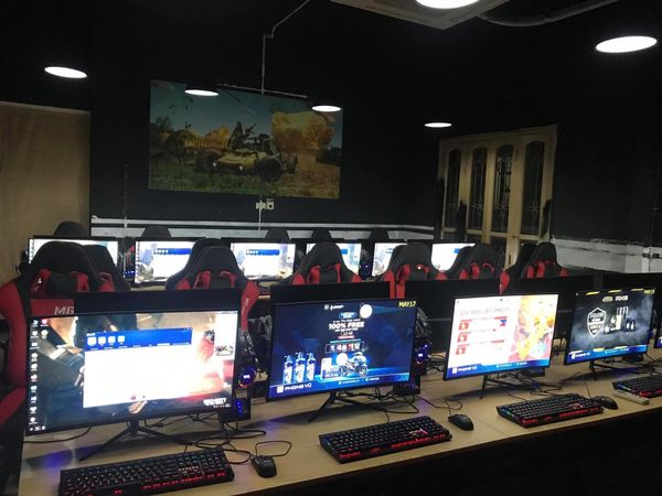 Dự Án Gaming Center - 315 QUAN NHÂN