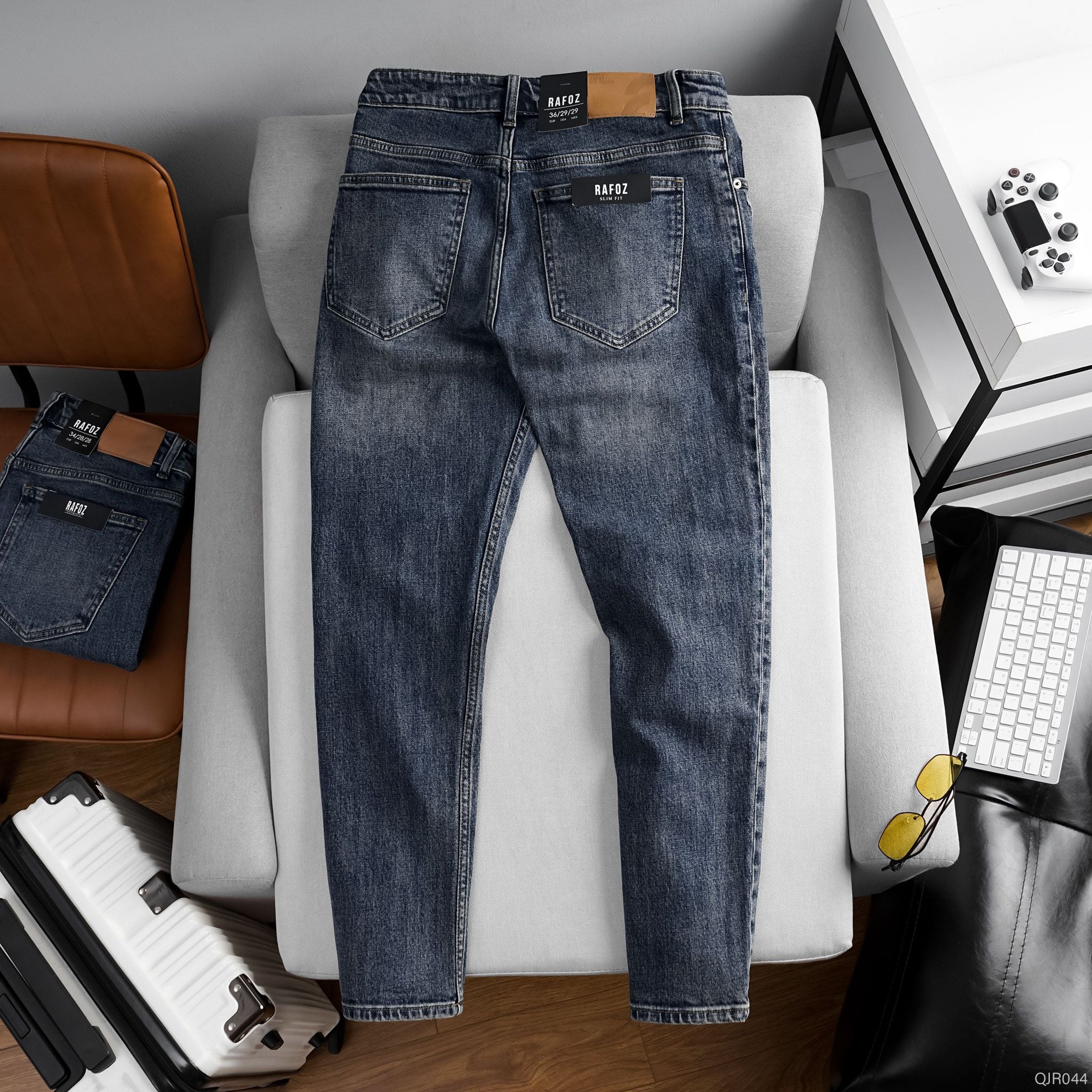  Quần jean RAFOZ xanh đậm rách - 044 