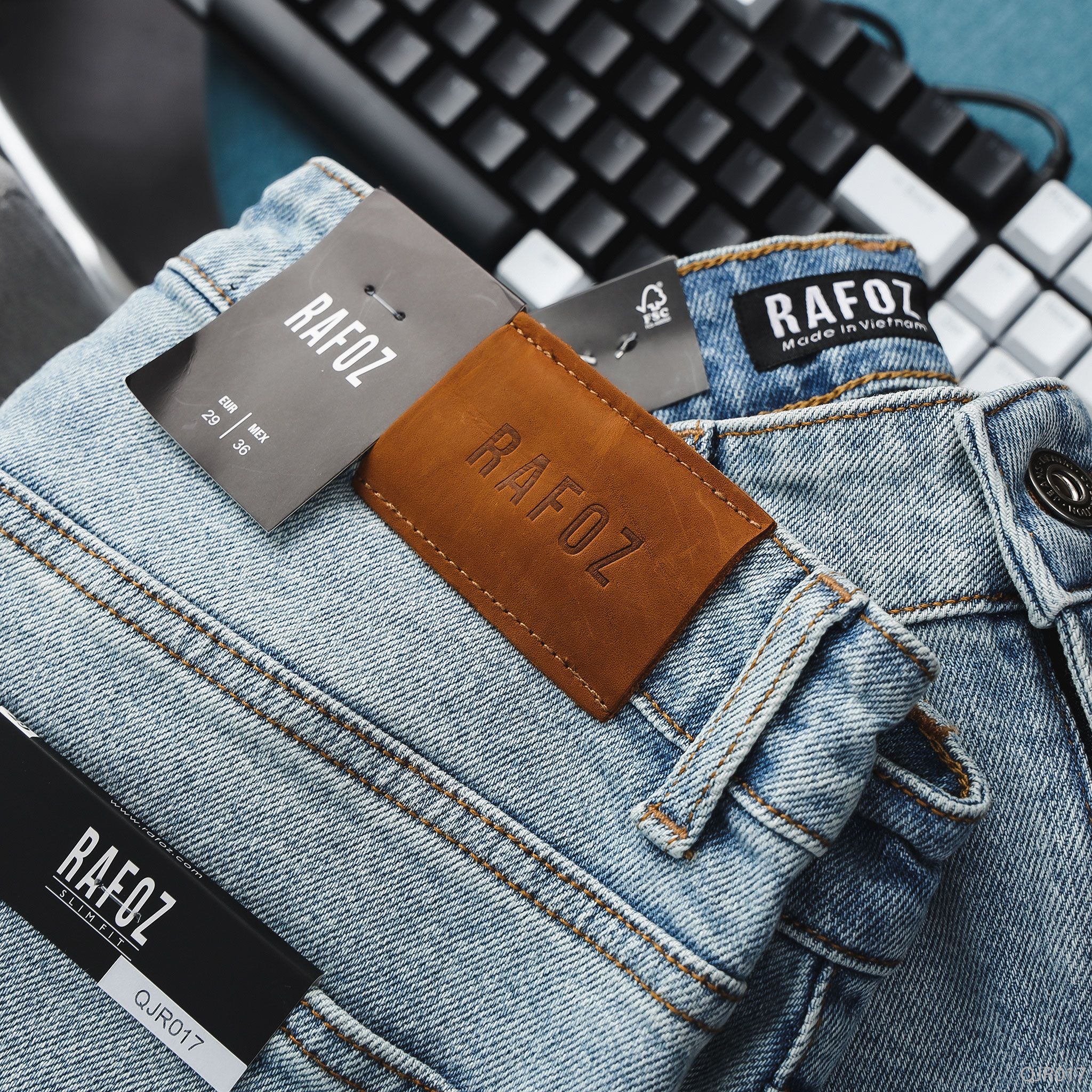  Quần jean RAFOZ skinny xanh sáng rách - 017 