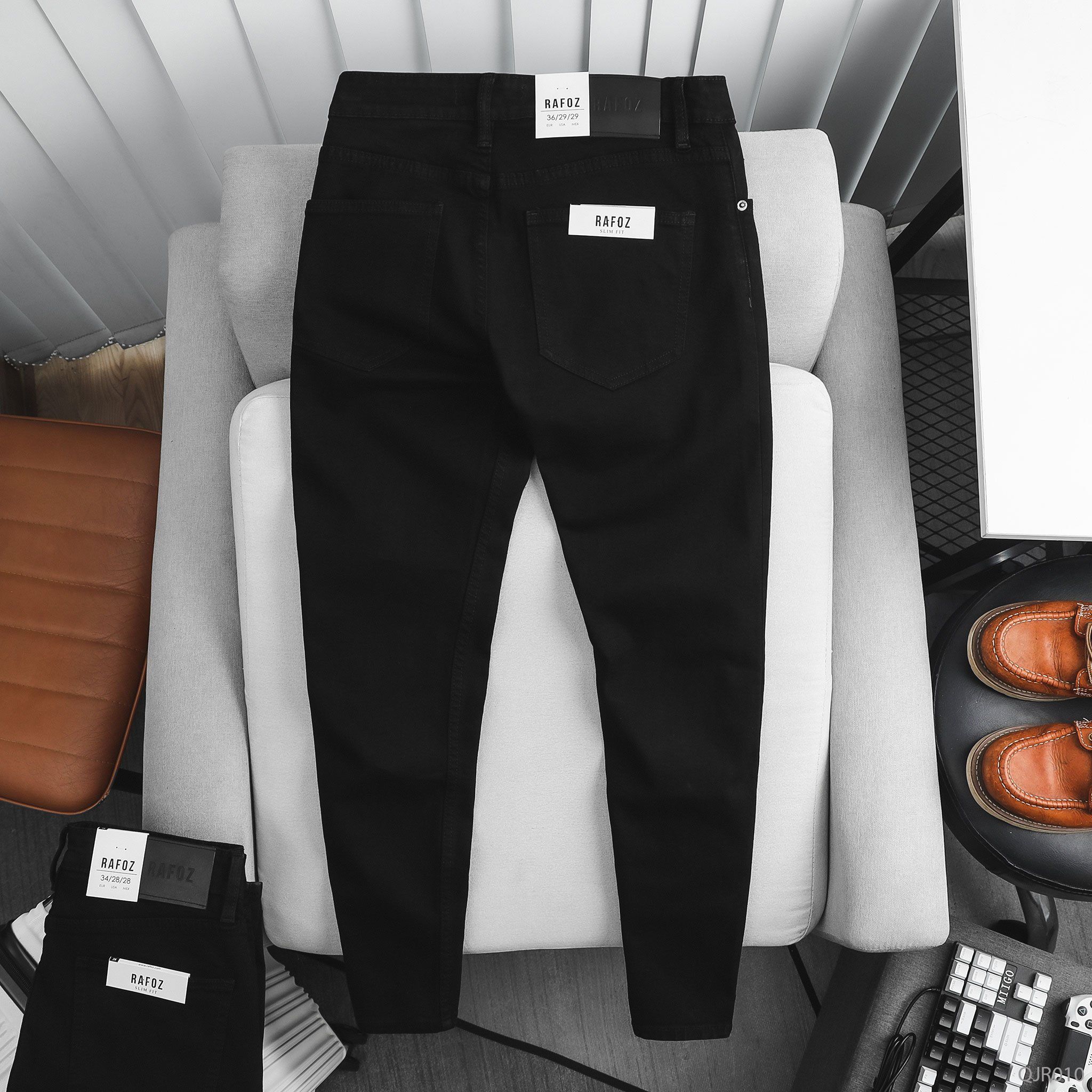  Quần jean RAFOZ đen rách gối - 010 