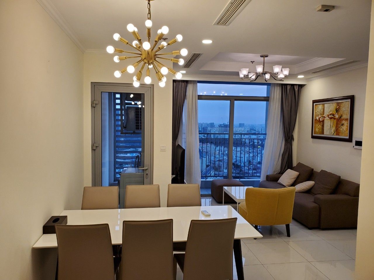  CĂN HỘ 2 PHÒNG NGỦ VINHOMES CENTRAL PARK VIEW BITEXCO 