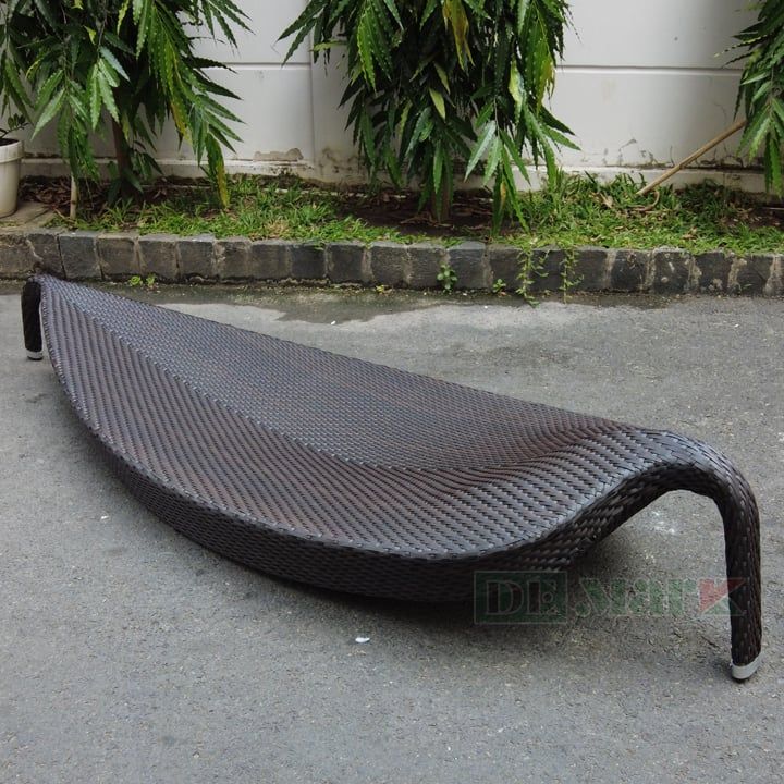 Giường Tắm Nắng Hình Chiếc Lá Nhựa Giả Mây MT4056