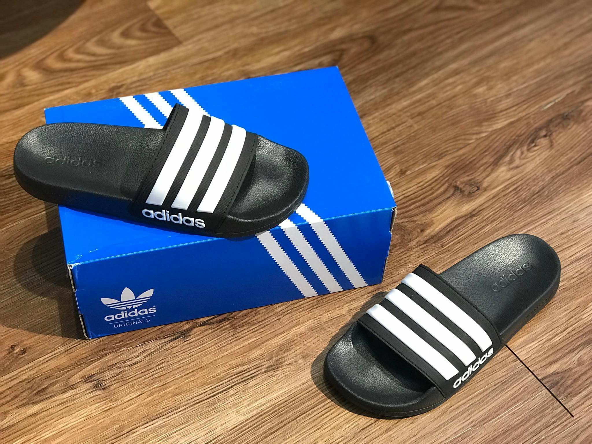  DÉP ADIDAS AQ1701 