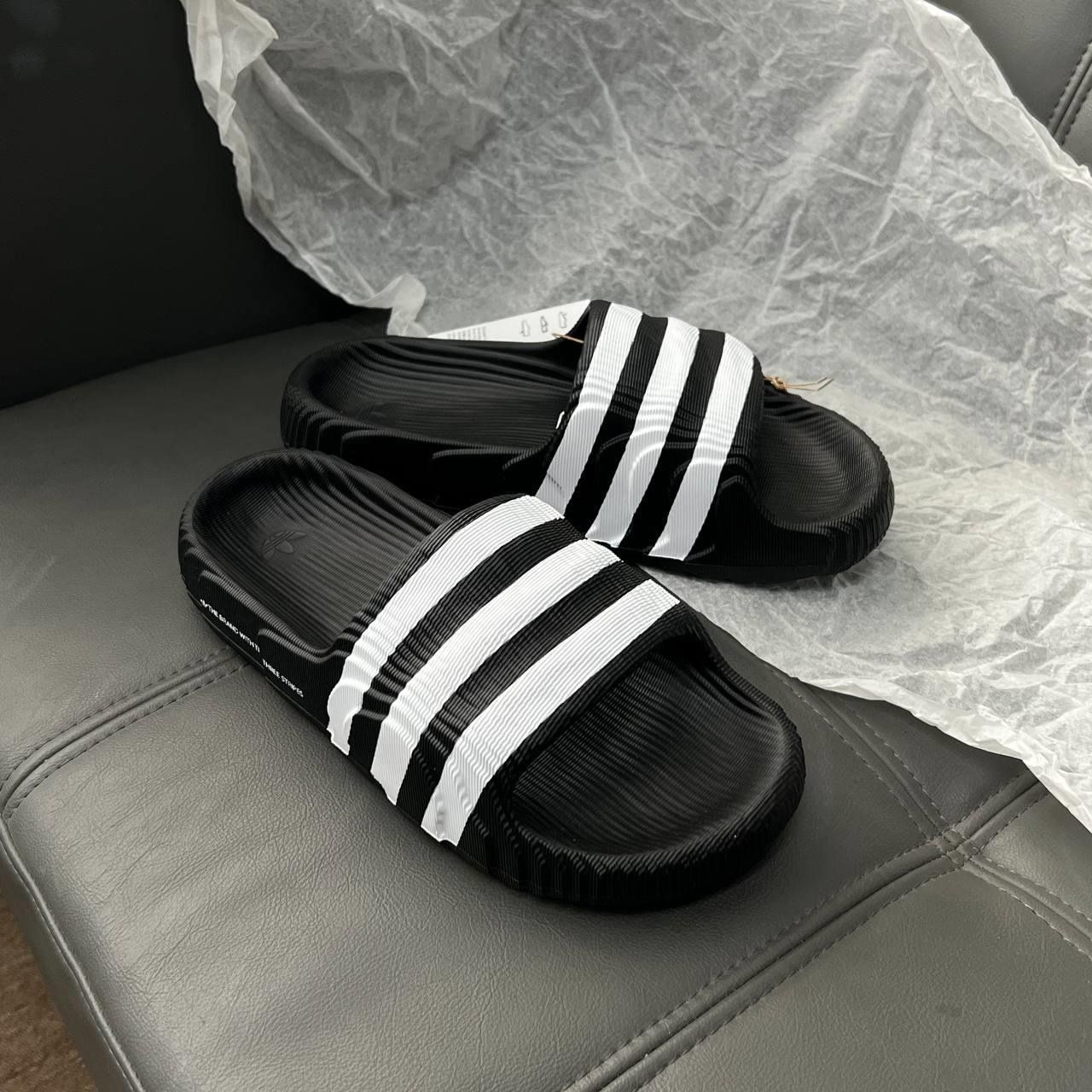  Dép Chính Hãng Adidas Adilette 22 Slides IF3670 