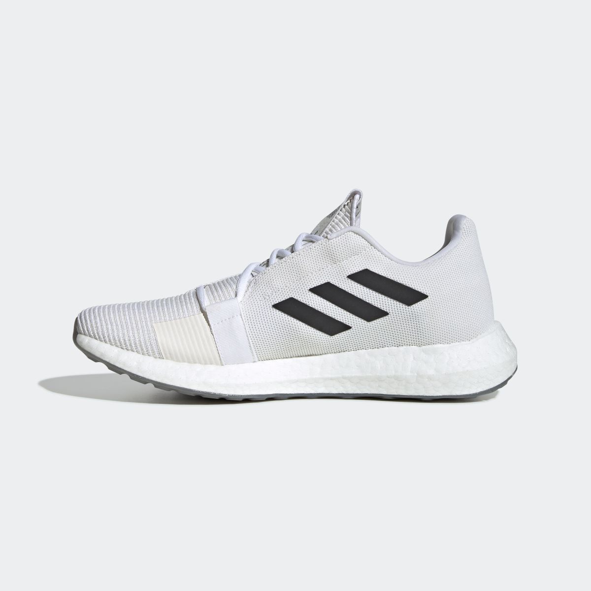  ADIDAS SENSE BOOST GO  EG0959 