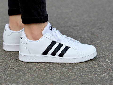 GIAY ADIDAS GRAND COURT EF0103 Adidas chinh hang