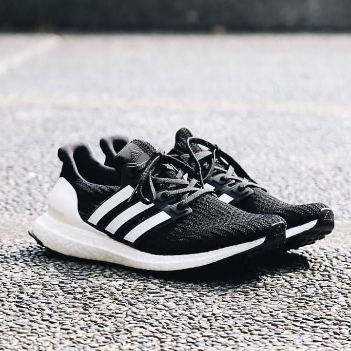  Adidas Ultraboost AQ0062 