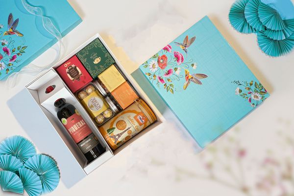 Hộp Quà Tết LAM NGỌC 1145