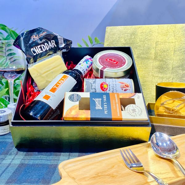 Luxury Gourmet Gift Box 1290