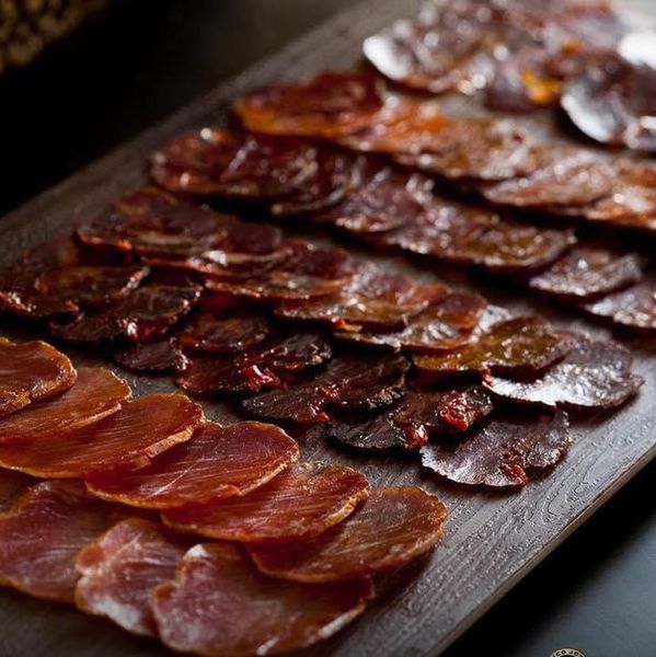 Xúc Xích 5J Cinco Jotas Acorn-Fed 100% Ibérico Cured Sausage (~1kg)