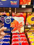 Hộp Bánh Oxford Delicious Cream Biscuits 168G