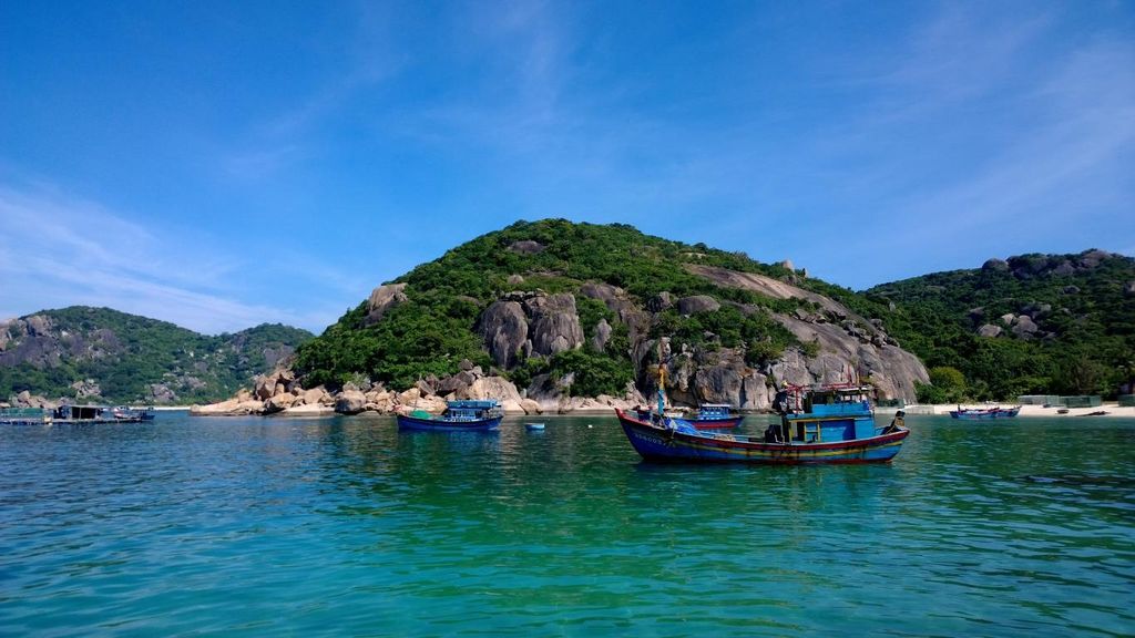 [PHÚ YÊN 3N2Đ] Mùa Hè Khám Phá  Đảo Hòn Nưa |Tàu Không Số | Chinh Phục Hải Đăng Mũi Điện