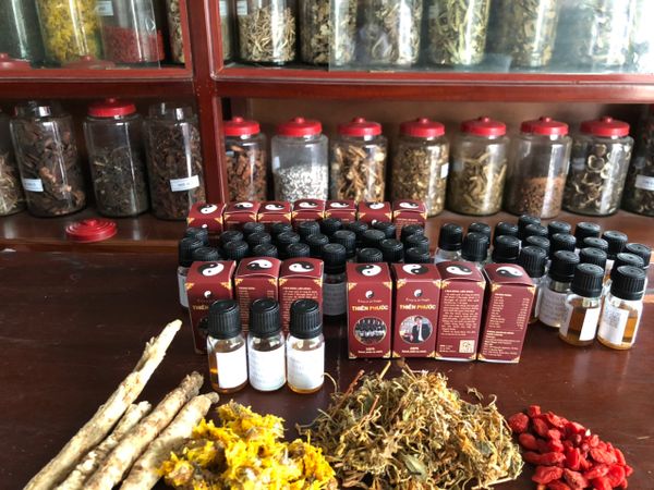 Thuốc Trị bệnh nấm móng tay, chân cách chữa hư móng tay, chân