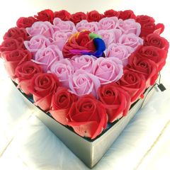 Hộp đựng hoa valentine 14/2 đặc biệt tại 178 Tây Sơn