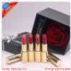 Hộp hoa hồng đựng son môi có sẵn