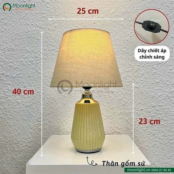 Đèn bàn thân gốm vàng tráng bạc vintage chao vải DBG018 H40*25 E27 VLDBGM-032