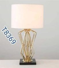HT Đèn bàn hợp kim thân vàng, chao trắng, đế vuông chao 30cm (giá không bóng) B121 T8369 HTDBHK-001-AA