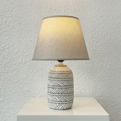 Đèn bàn thân gốm vintage xám họa tiết DBG009 KT H40*25 E27 VLDBGM-048