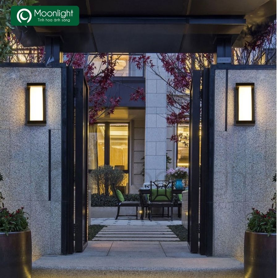 Đèn tường trang trí ngoài trời KT 26*12cm 12W HTDTHD-045