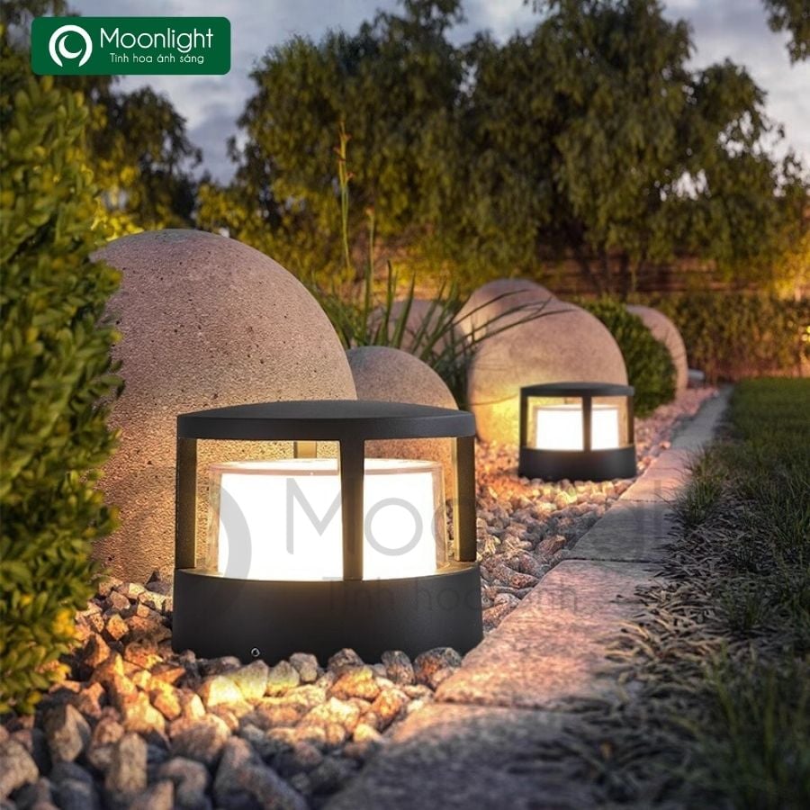 Đèn trụ cổng tròn màu đen HTNTTC-007