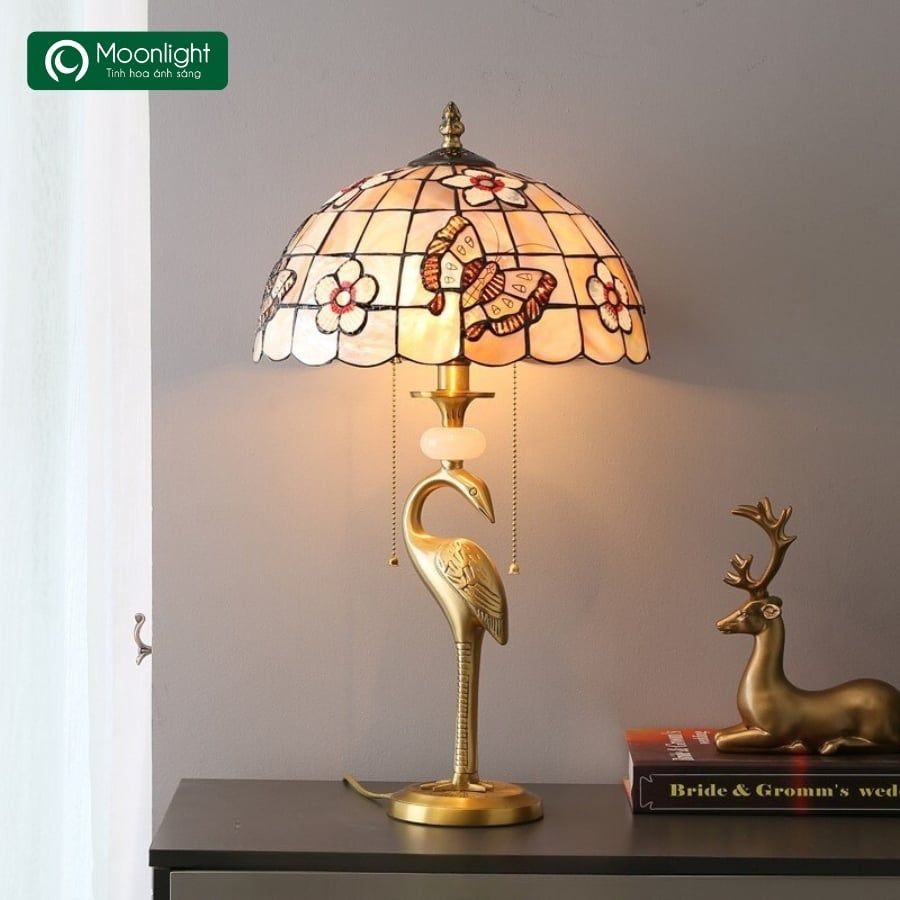 Đèn bàn tiffany chim hạc D31xH56cm VLDBTF-069