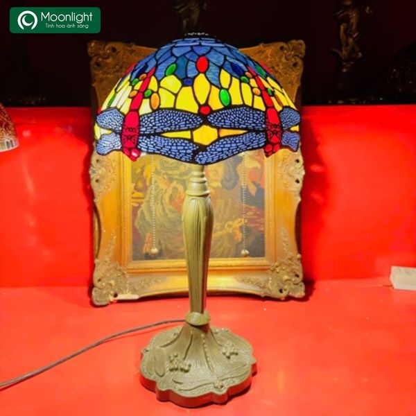 Đèn bàn tiffany chuồn chuồn VLDBTF-079
