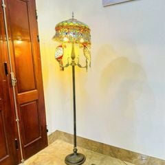 Đèn sàn tiffany 2 con vẹt màu đỏ VLDSTF-023