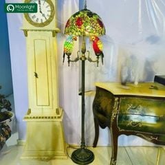 Đèn sàn tiffany 2 con vẹt màu xanh, đỏ VLDSTF-024