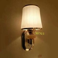 Đèn tường chao thủy tinh màu vàng đá vàng 9076/1 VLDTTI-042