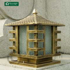 Đèn trụ cổng hàng rào vuông VLNTTC-012