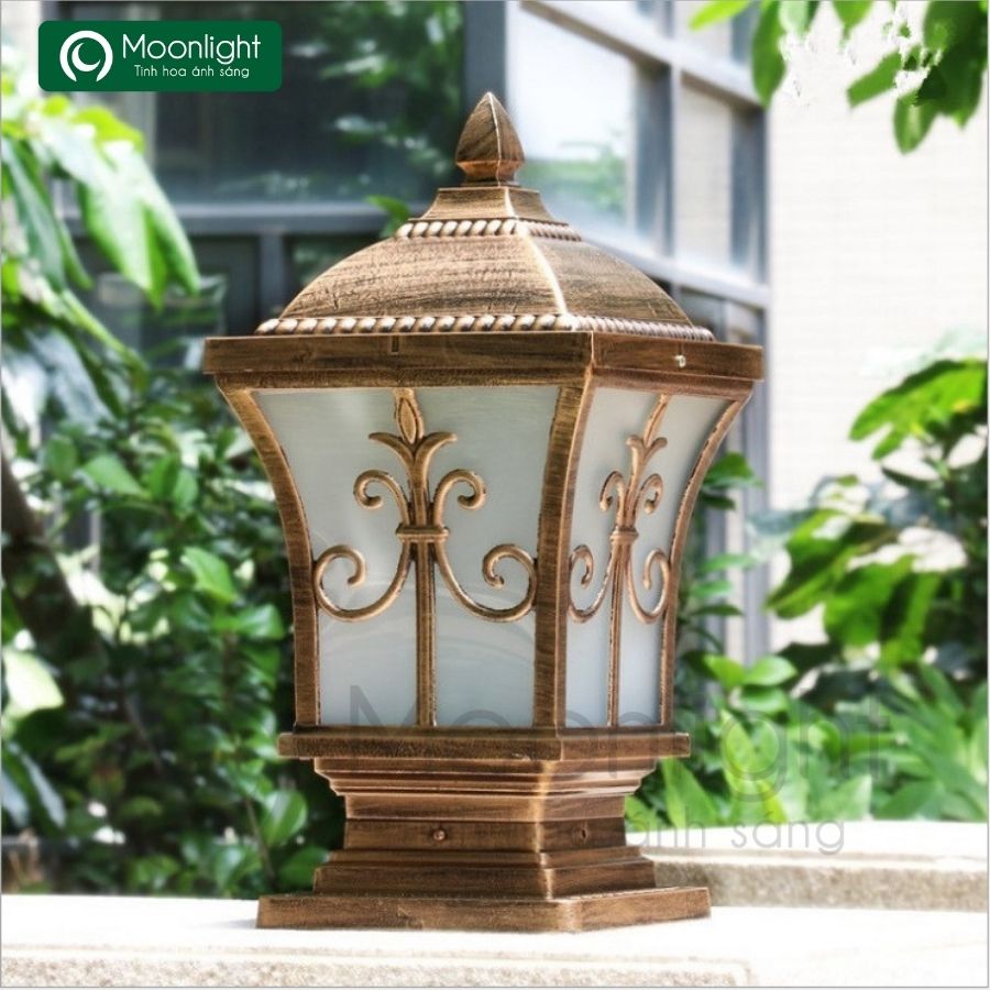 Đèn trụ cổng hàng rào vuông màu đồng VLNTTC-020