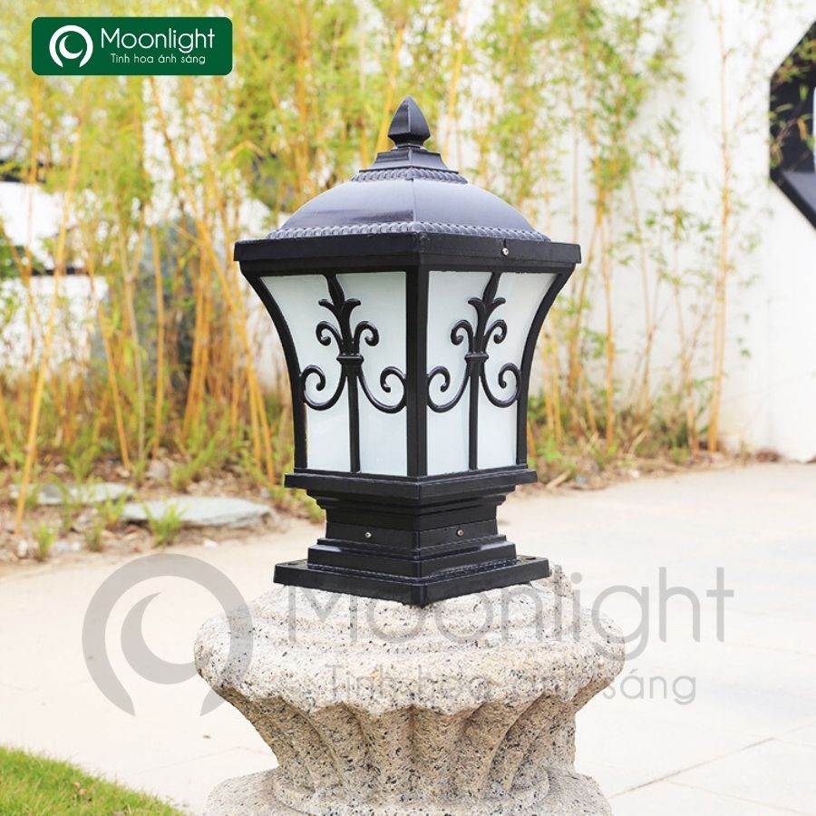 Đèn trụ cổng hàng rào vuông màu đồng VLNTTC-020