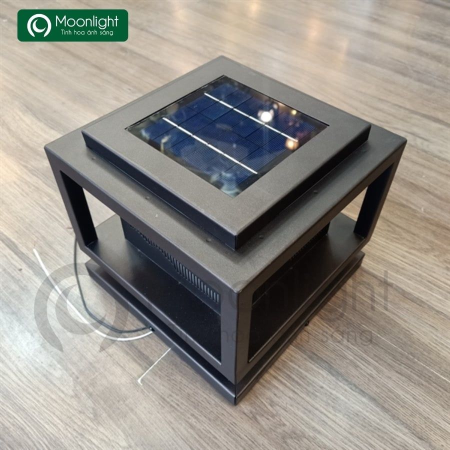 Đèn trụ cổng hàng rào năng lượng mặt trời 3 màu ánh sáng TC03 vuông đen D220, 4.5W 5200mAh VLNTTC-043