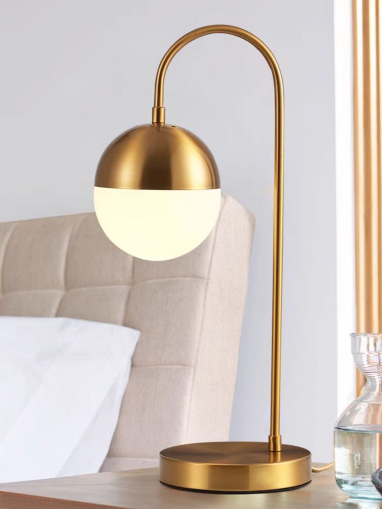 Đèn bàn đồng B123 VLDBDO-007