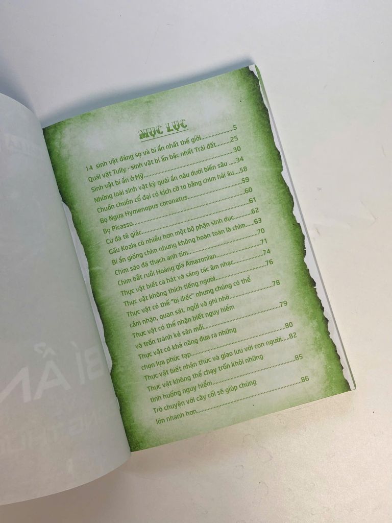 Sách - Mãi mãi là bí ẩn -  Bí ẩn về động thực vật