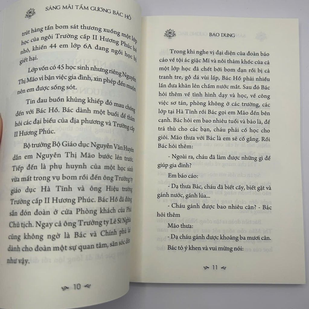 Sách Văn Học - Tấm Gương Sáng Mãi Bác Hồ – Bao Dung