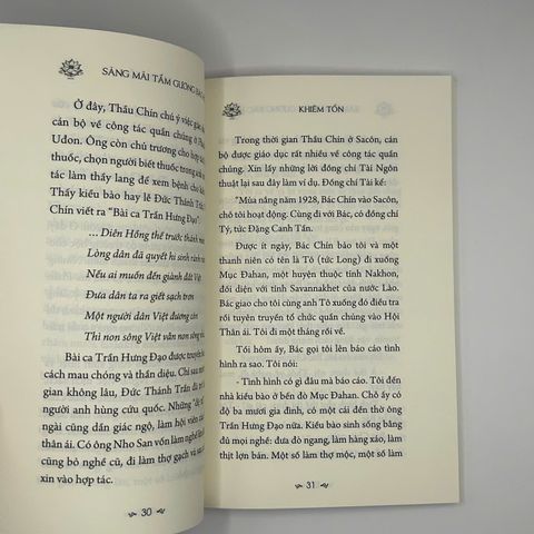 Sách Văn Học - Tấm Gương Sáng Mãi Bác Hồ – Khiêm Tốn