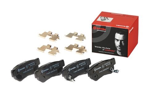 Má phanh sau Brembo P30014N Hyundan Santafe Tucson Sonata
