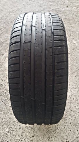 Lốp Michelin Pilot Sport EV ACOUSTIC