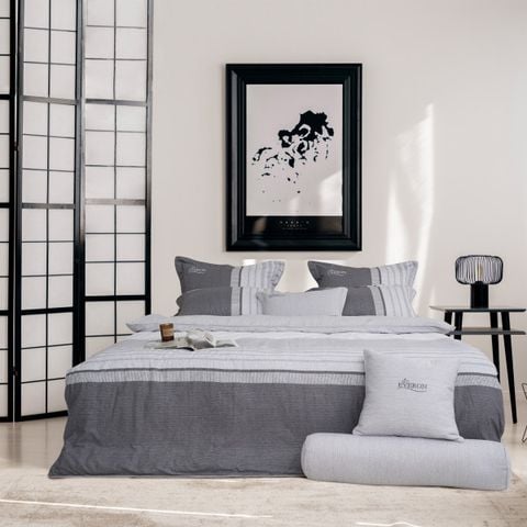 Kẻ Giao Thoa - EPM25039